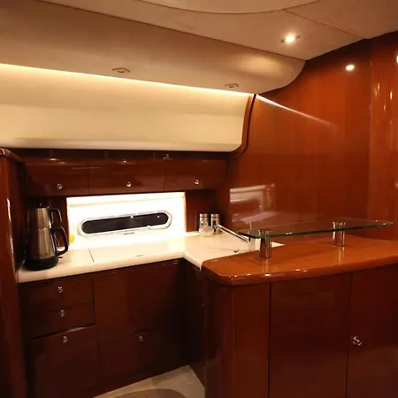 船屋 Ekimbey Yacht
