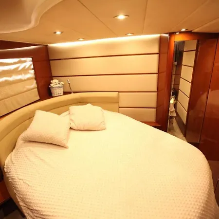 Ekimbey Yacht