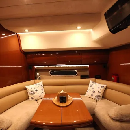 Ekimbey Yacht